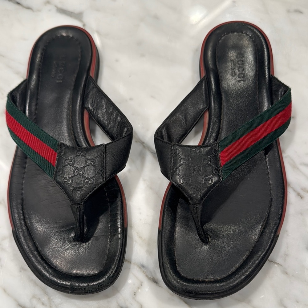 Authentic Vintage Gucci Black Sandals with Red and Green Straps